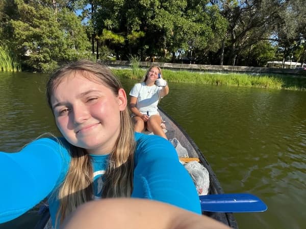 Eagle Crest Lake park